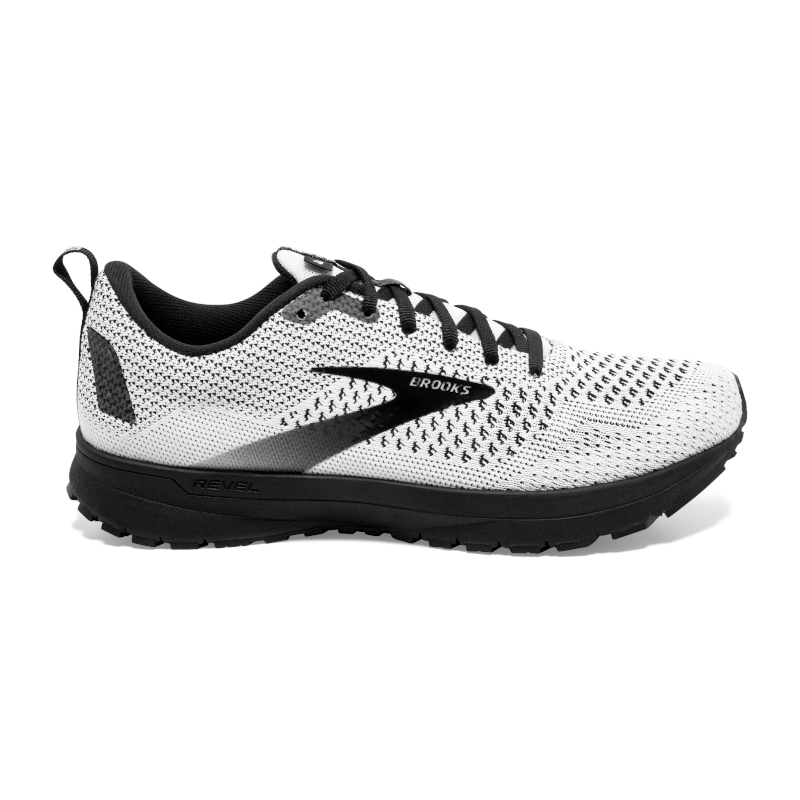 Women's Brooks Revel 4, White/Black, 6.5 B Medium